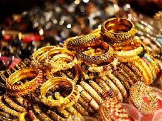 ₹1719 तक सस्ता हुआ सोना, चांदी में ₹3000 तक की गिरावट, दिवाली पर सस्ता गोल्ड खरीदने का मौका!